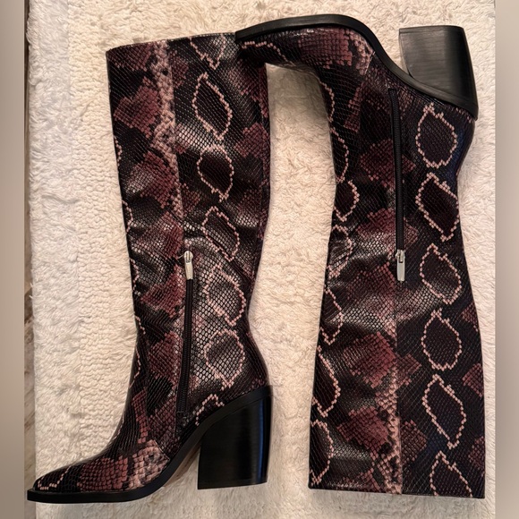 Vince Camuto Black and Brown Snakeskin Heeled Boots - Picture 2 of 3